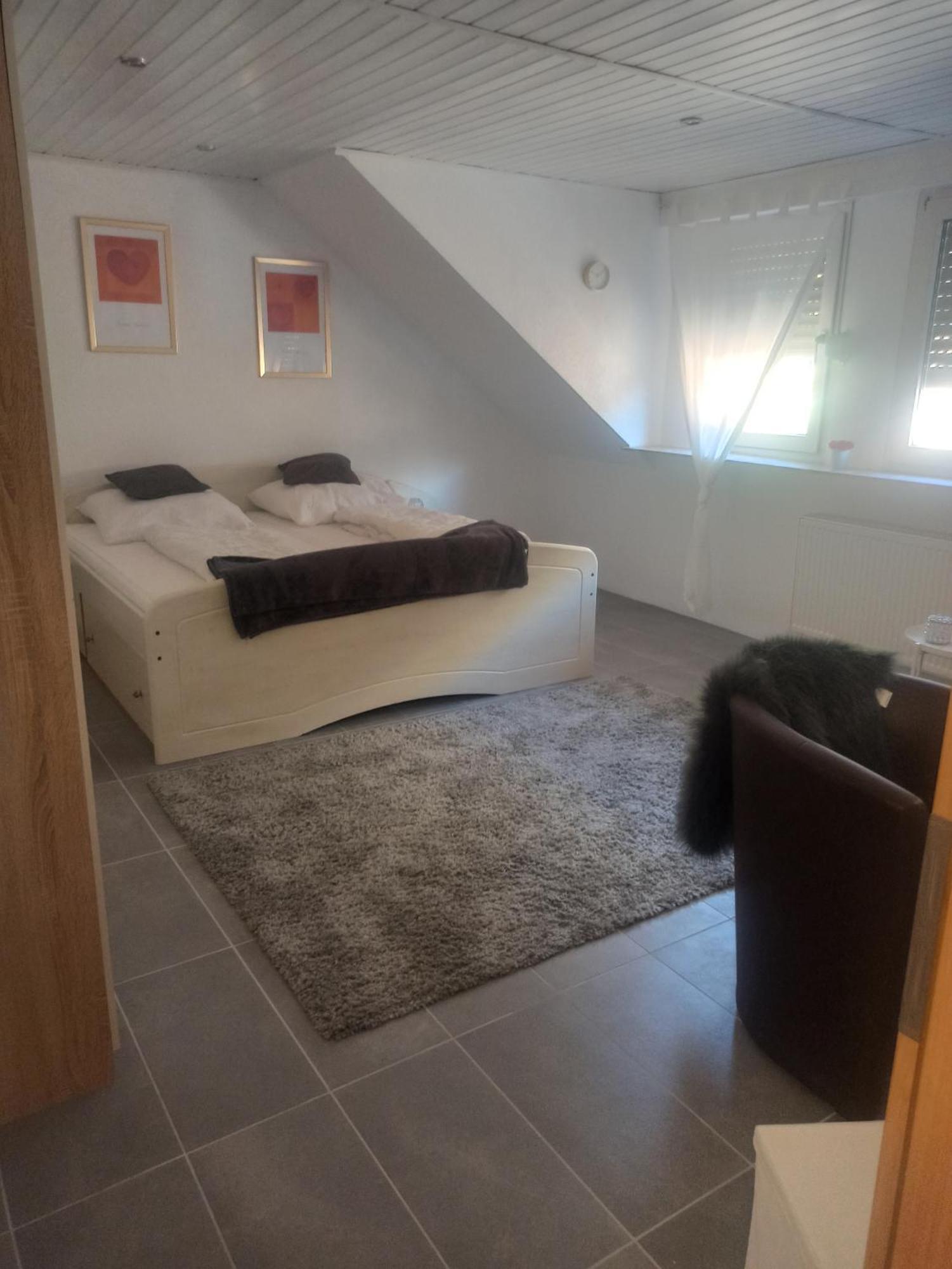 Ferienwohnung Riesling Hatzenport Exterior foto